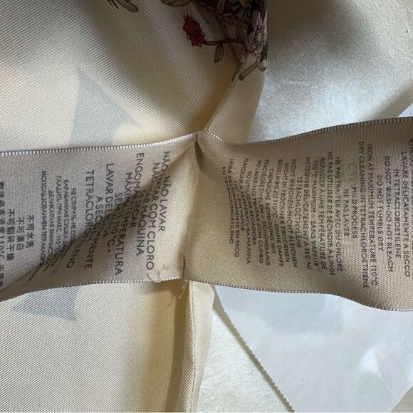 Gucci 100th Anniversary Large Floral Fringe Stole Scarf - Picture 8 of 10